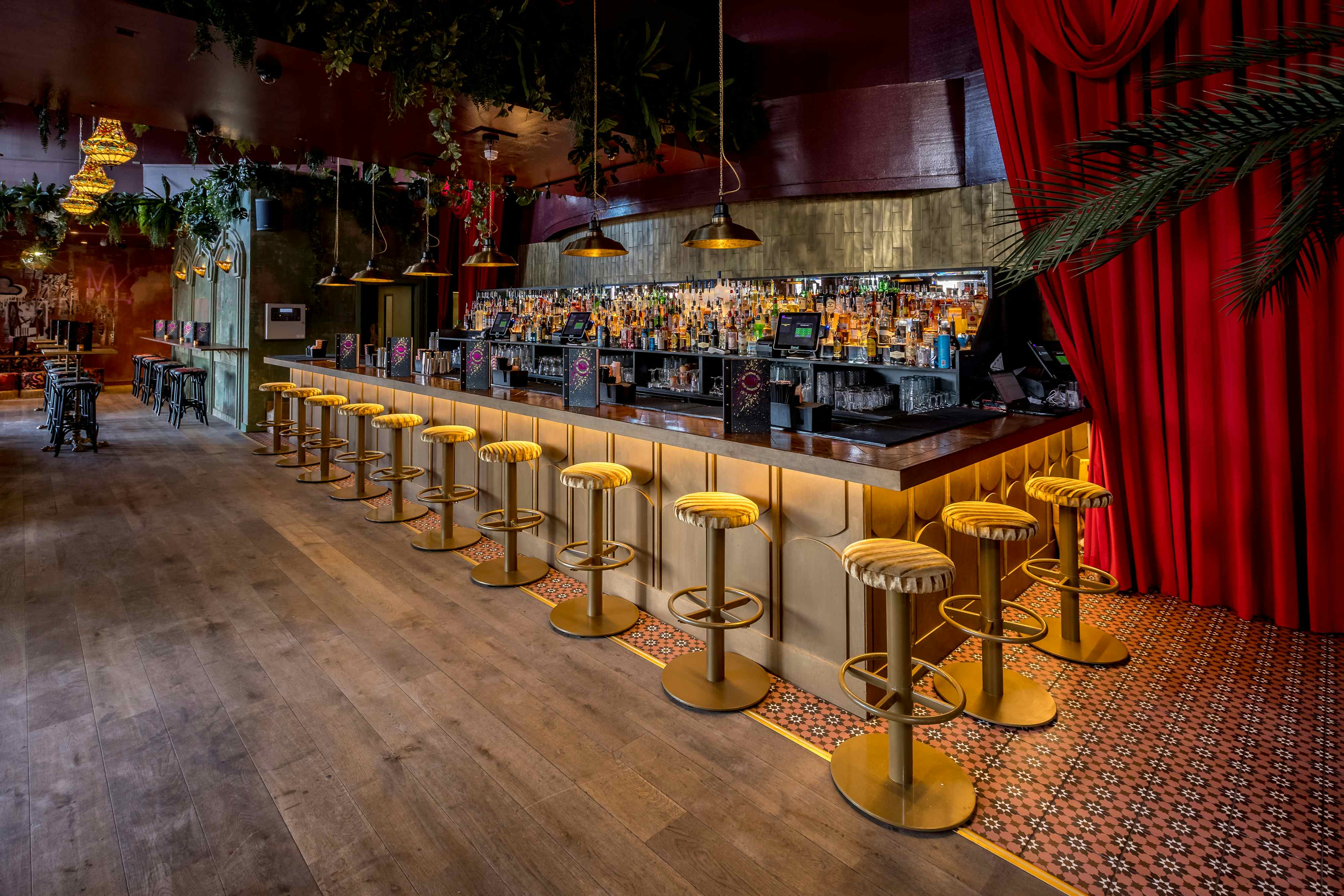 Hire Whole Venue, The Cocktail Club Canary Wharf, London • HeadBox